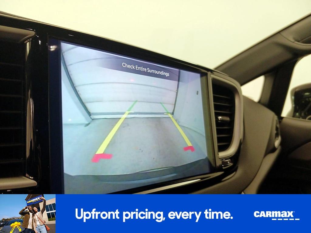used 2025 Chrysler Pacifica car, priced at $27,998
