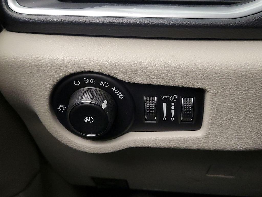 used 2018 Chrysler Pacifica car, priced at $23,998