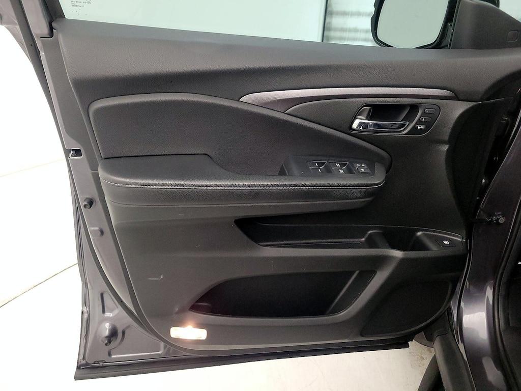 used 2023 Honda Ridgeline car, priced at $33,998