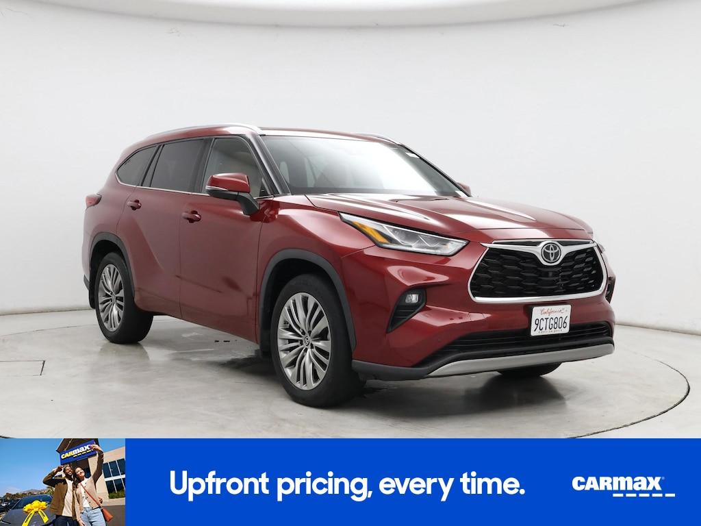 used 2022 Toyota Highlander car, priced at $43,998