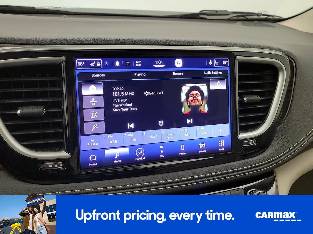 used 2021 Chrysler Pacifica car, priced at $27,998