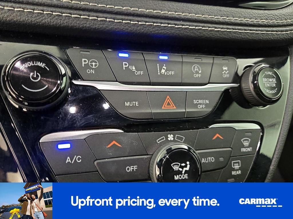 used 2021 Chrysler Pacifica car, priced at $27,998