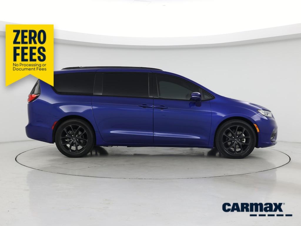 used 2021 Chrysler Pacifica car, priced at $27,998