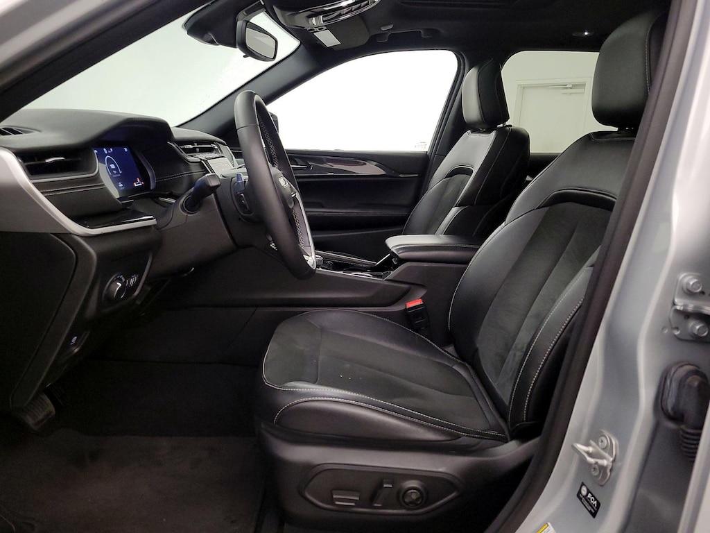 used 2023 Jeep Grand Cherokee car, priced at $28,998