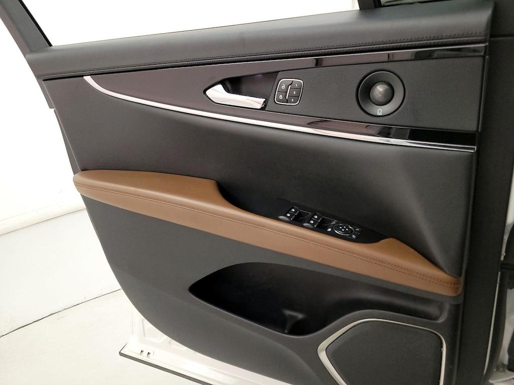 used 2023 Lincoln Nautilus car, priced at $38,998