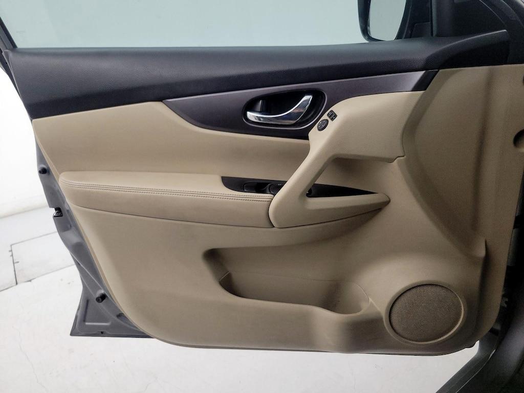 used 2016 Nissan Rogue car, priced at $12,998