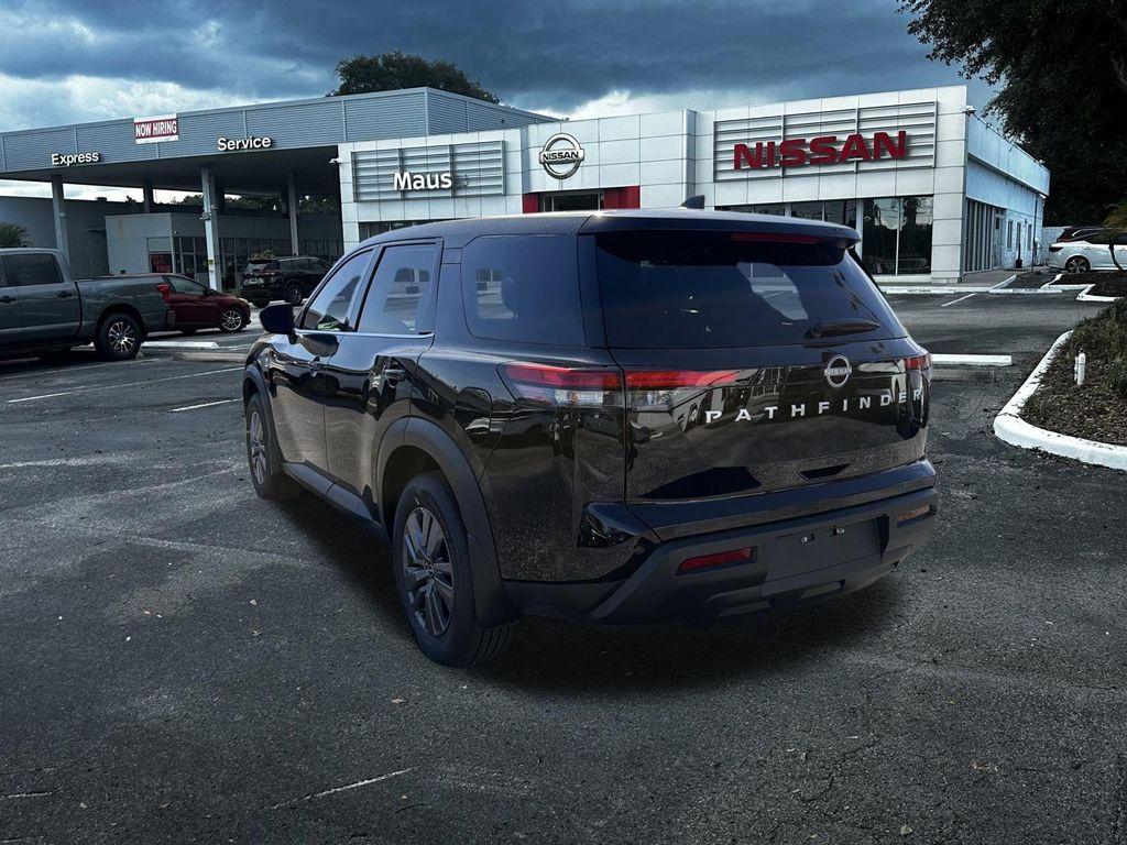 new 2025 Nissan Pathfinder car, priced at $36,477