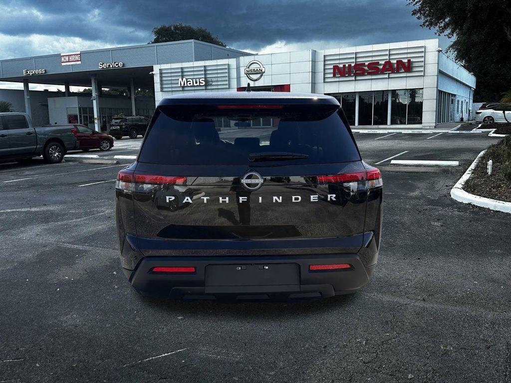 new 2025 Nissan Pathfinder car, priced at $36,477