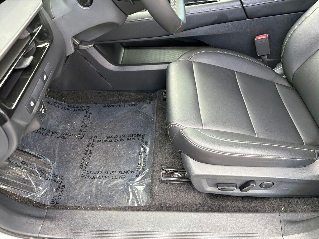 used 2025 Nissan Murano car, priced at $32,903