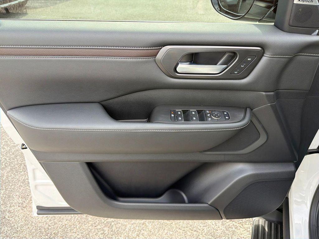 new 2026 Nissan Armada car, priced at $64,745