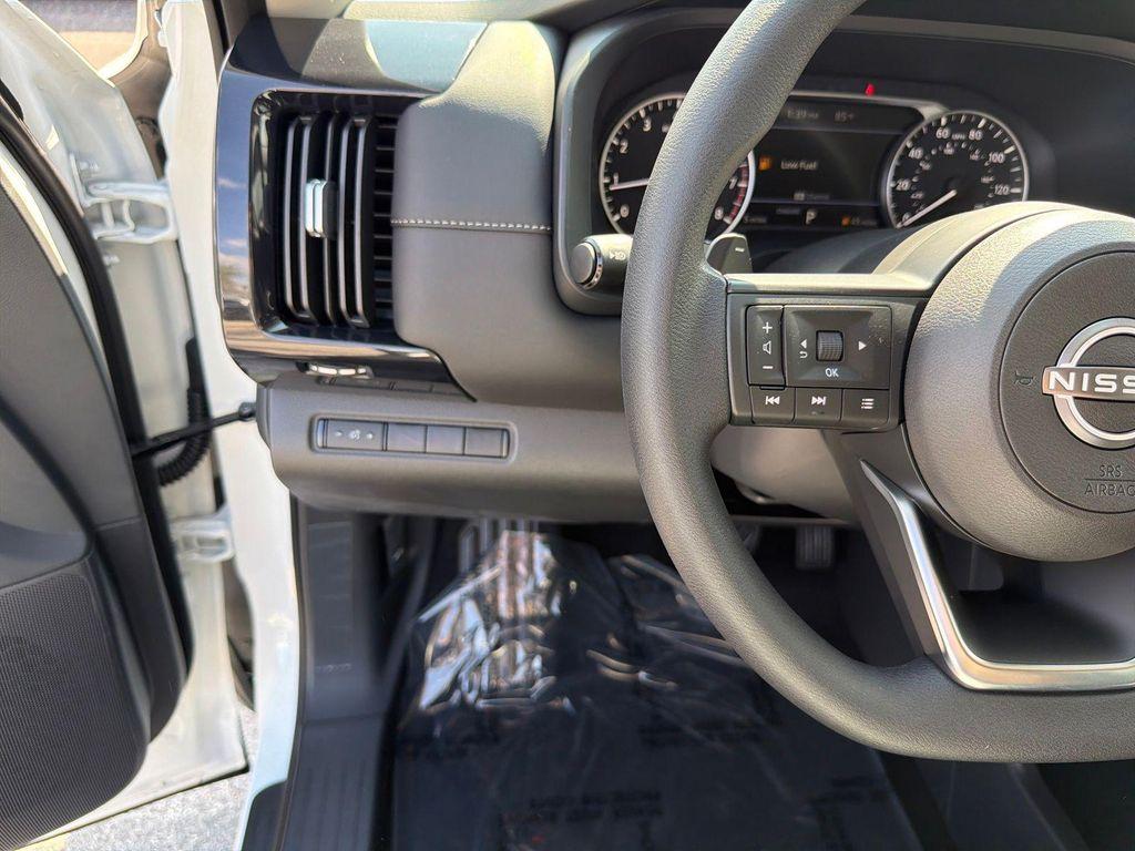 new 2026 Nissan Pathfinder car, priced at $39,675