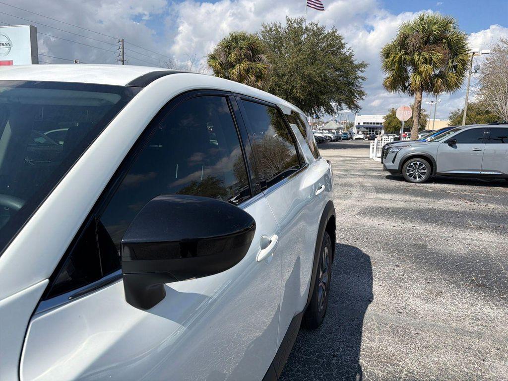 new 2026 Nissan Pathfinder car, priced at $39,675