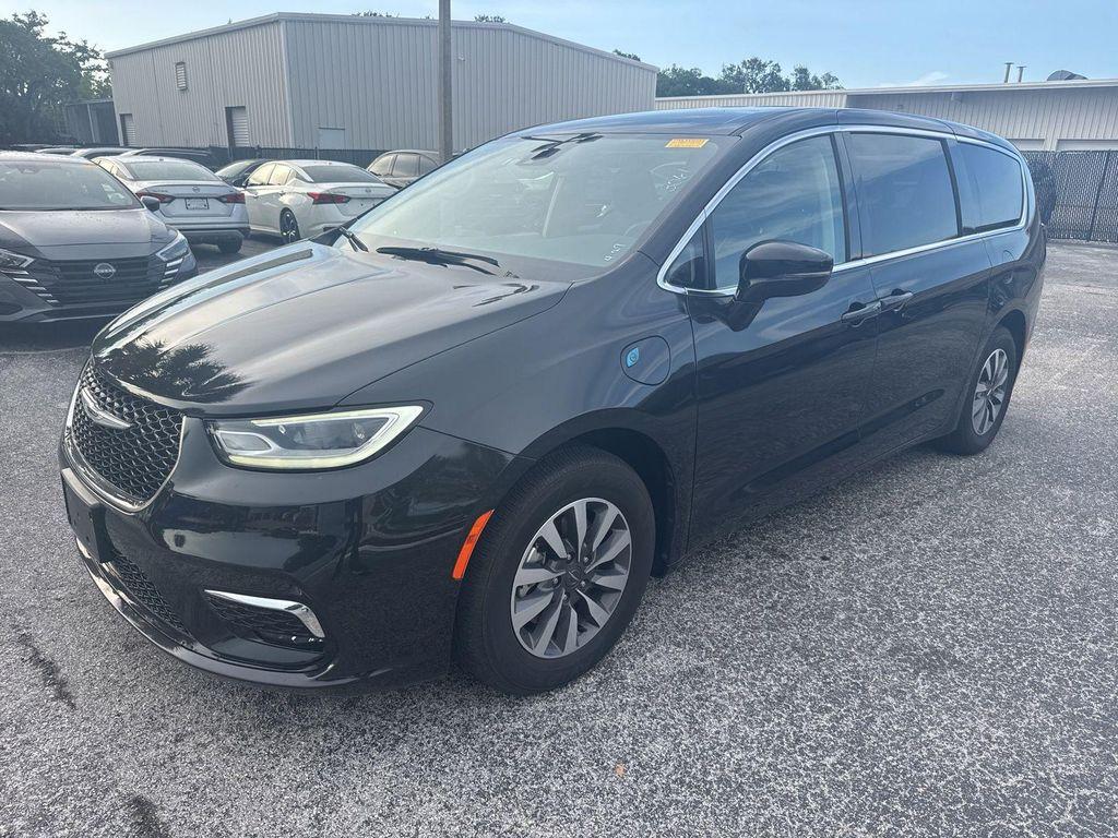 used 2024 Chrysler Pacifica Hybrid car, priced at $28,781