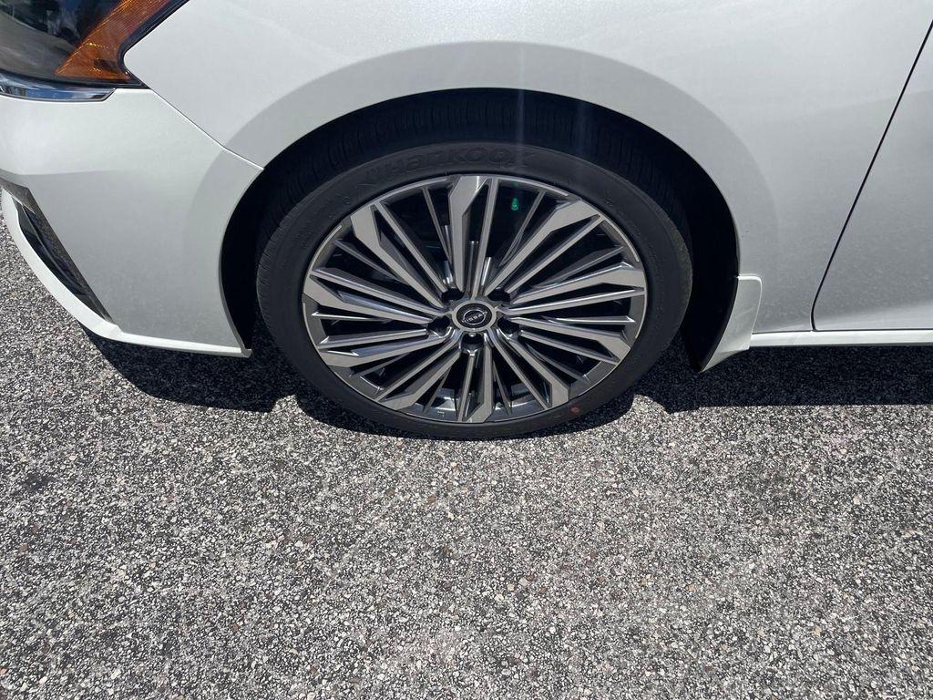 new 2025 Nissan Altima car, priced at $33,884