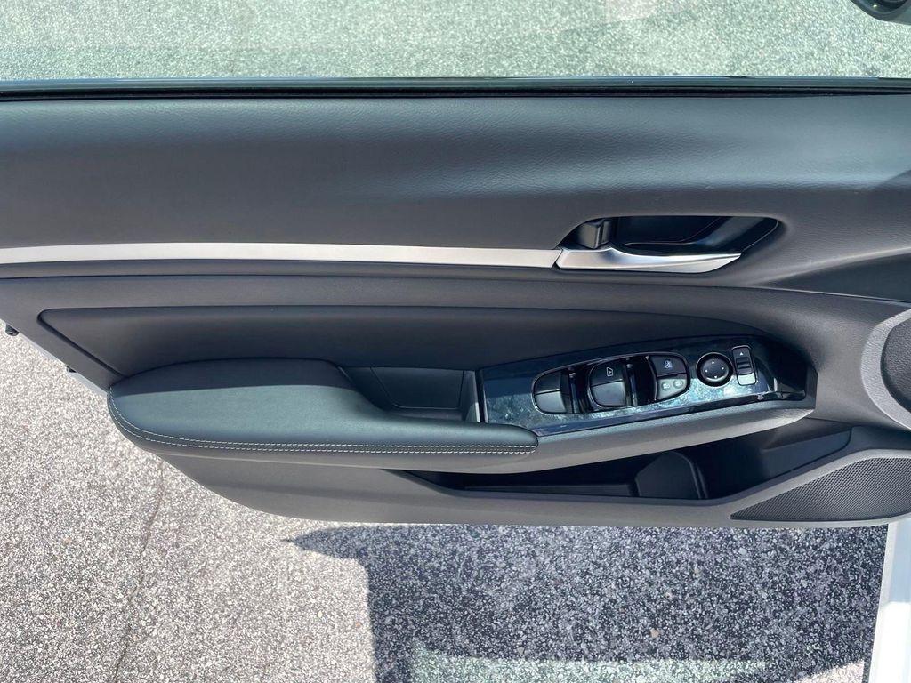 new 2025 Nissan Altima car, priced at $33,884