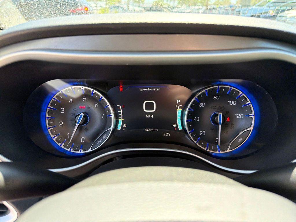 used 2023 Chrysler Pacifica car, priced at $23,998