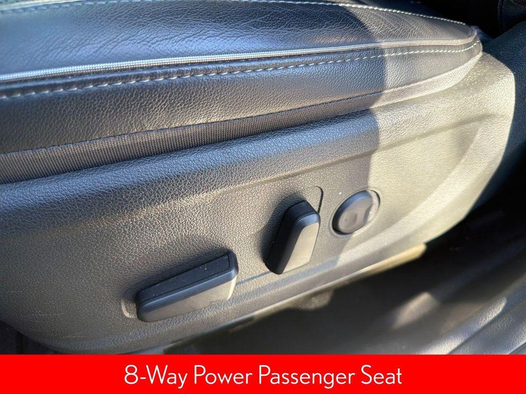 used 2022 Hyundai Santa Fe car, priced at $18,978