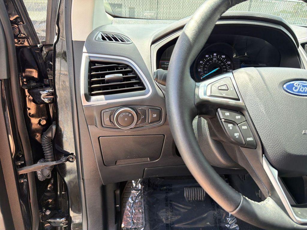 used 2024 Ford Edge car, priced at $21,577