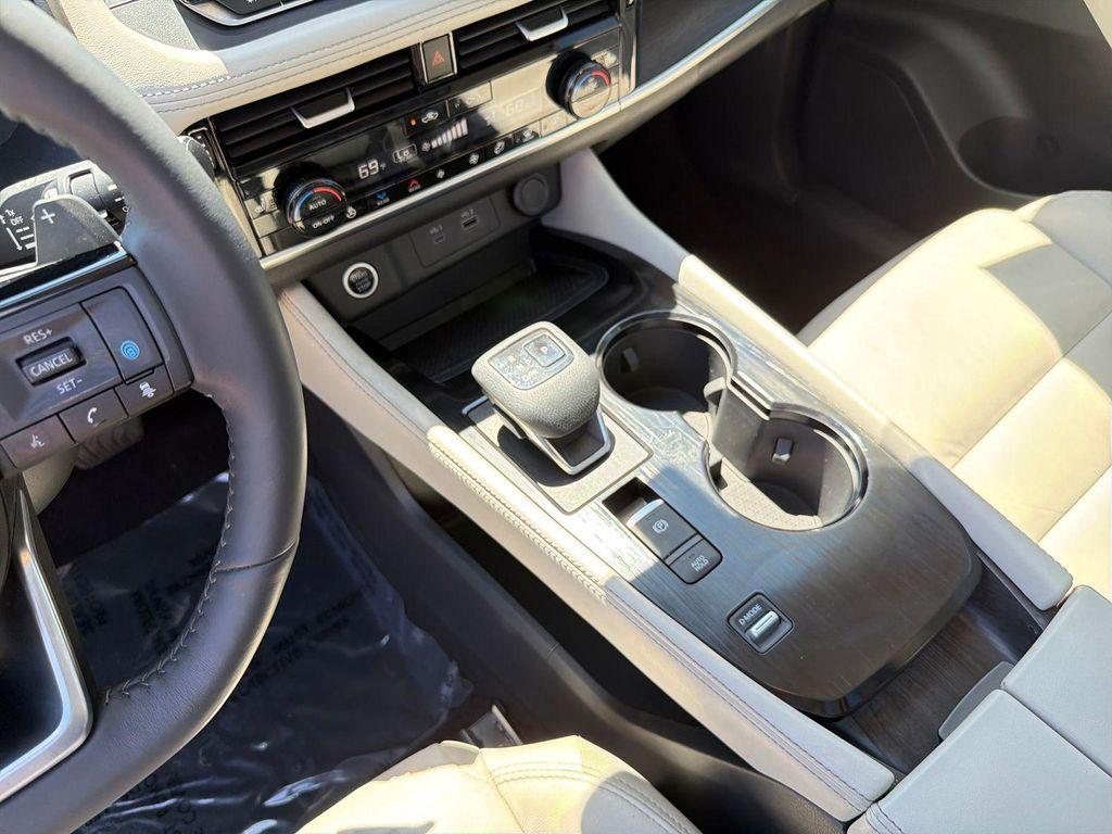 used 2021 Nissan Rogue car, priced at $21,517