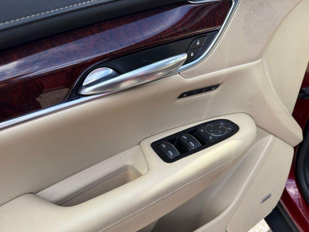 used 2017 Cadillac XT5 car, priced at $13,999