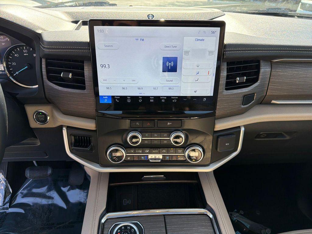 used 2024 Ford Expedition car, priced at $44,499