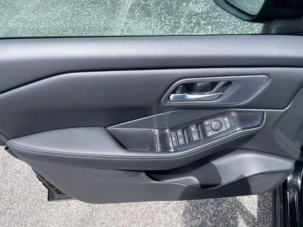 new 2026 Nissan Rogue car, priced at $31,008