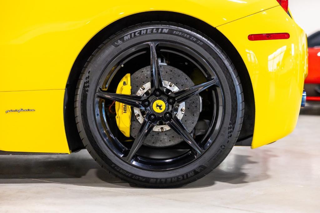 Ferrari 458 view 19