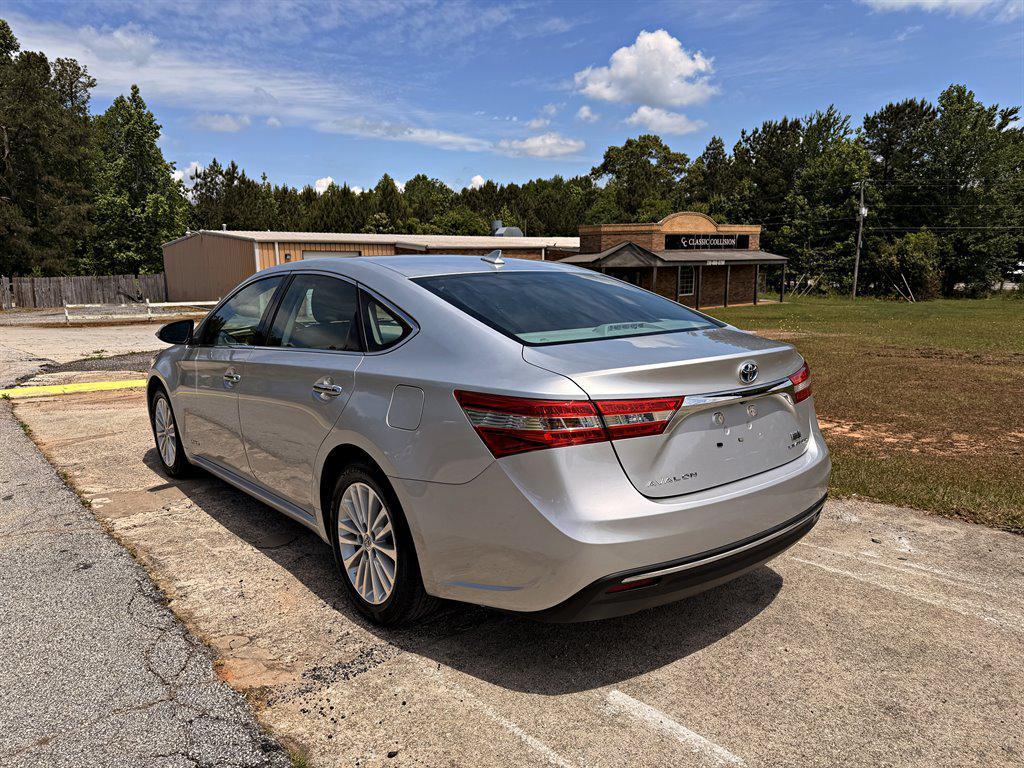 used 2013 Toyota Avalon Hybrid car, priced at $18,995