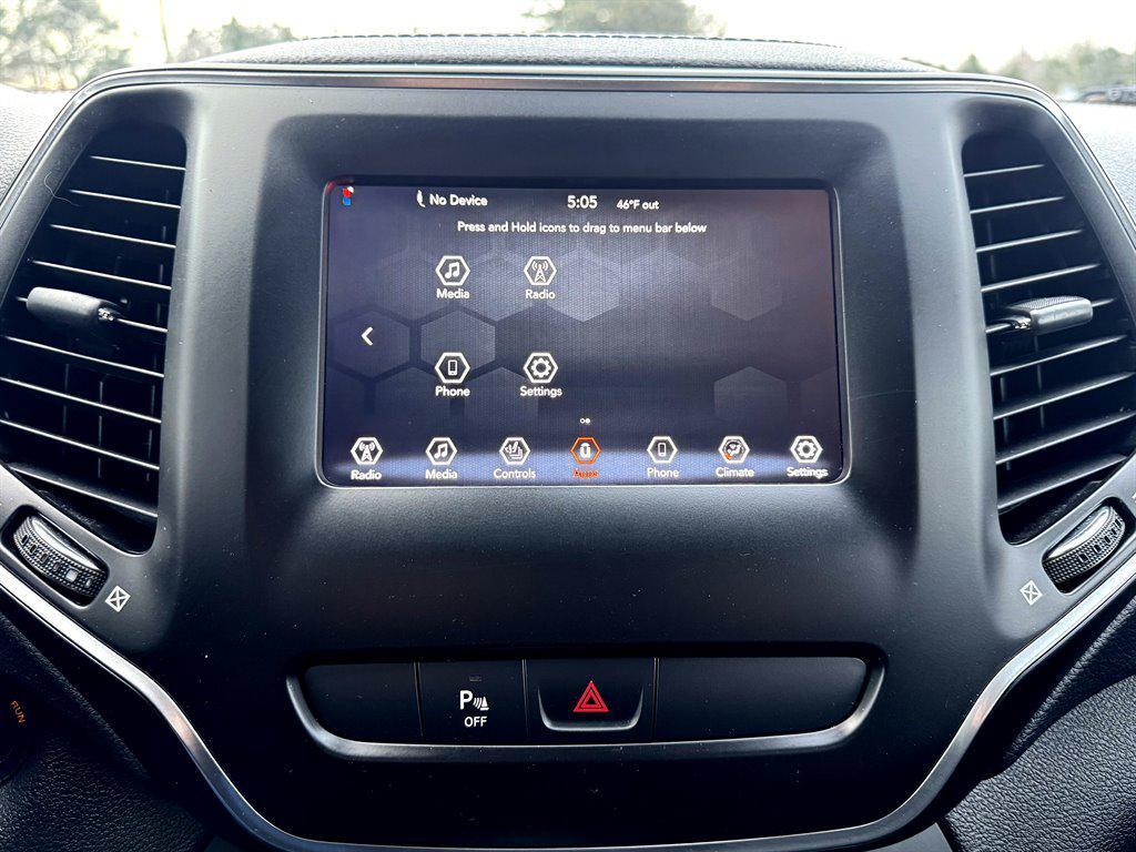 used 2020 Jeep Cherokee car, priced at $13,995