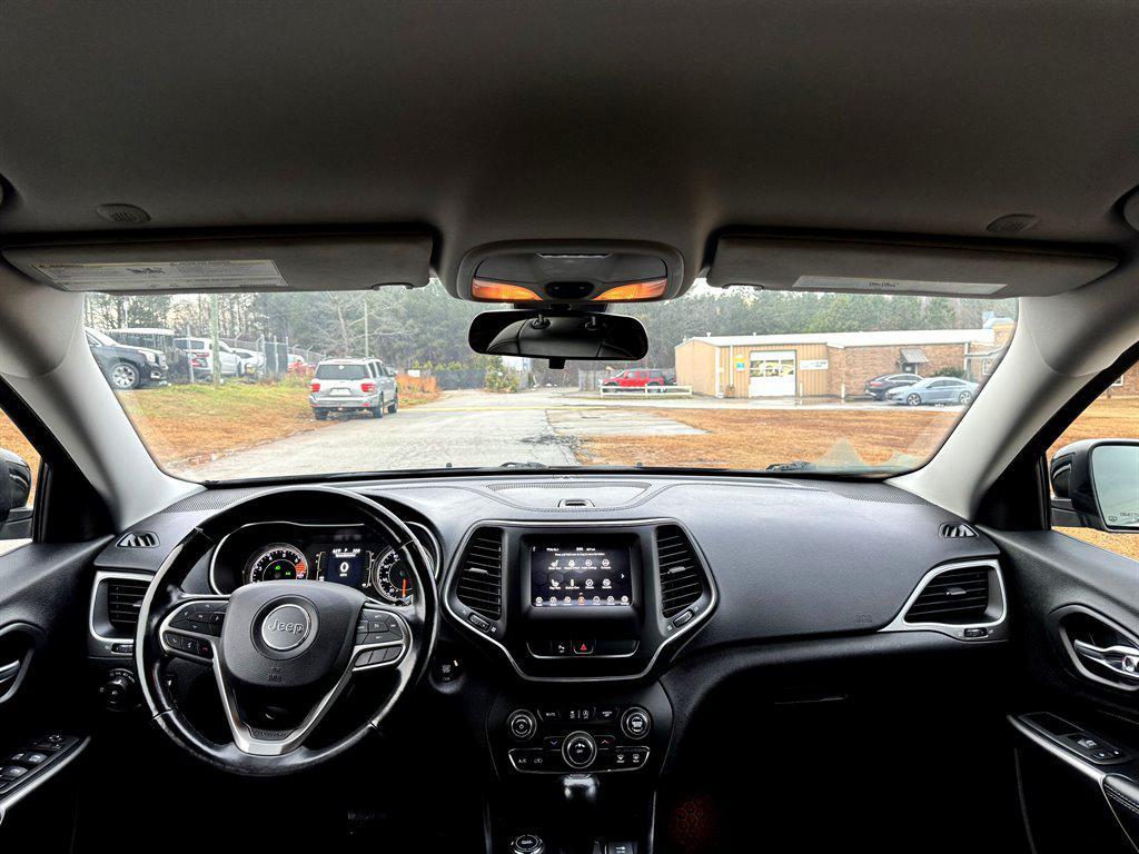 used 2020 Jeep Cherokee car, priced at $13,995