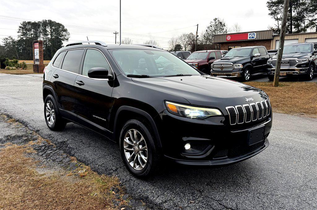 used 2020 Jeep Cherokee car, priced at $13,995