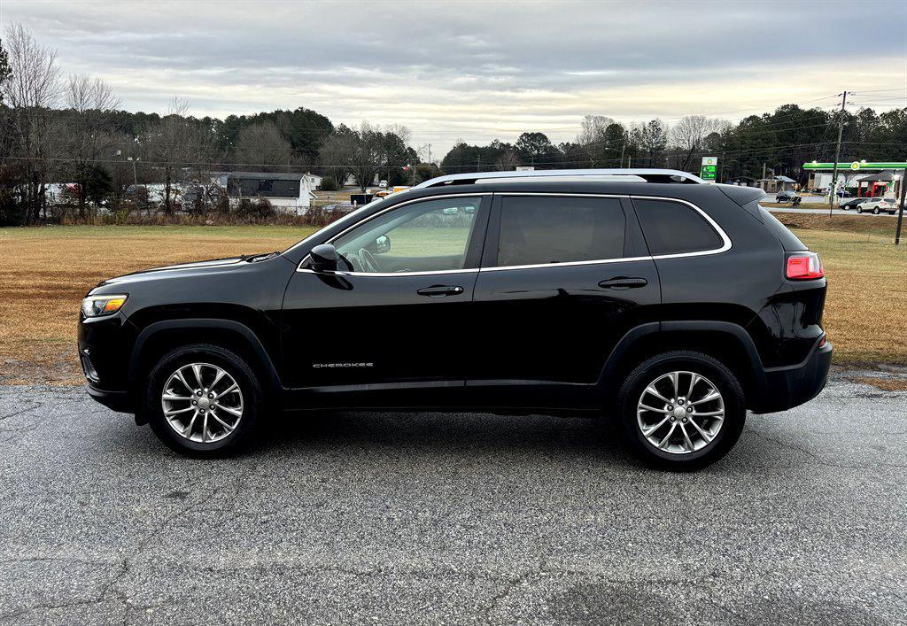 used 2020 Jeep Cherokee car, priced at $13,995