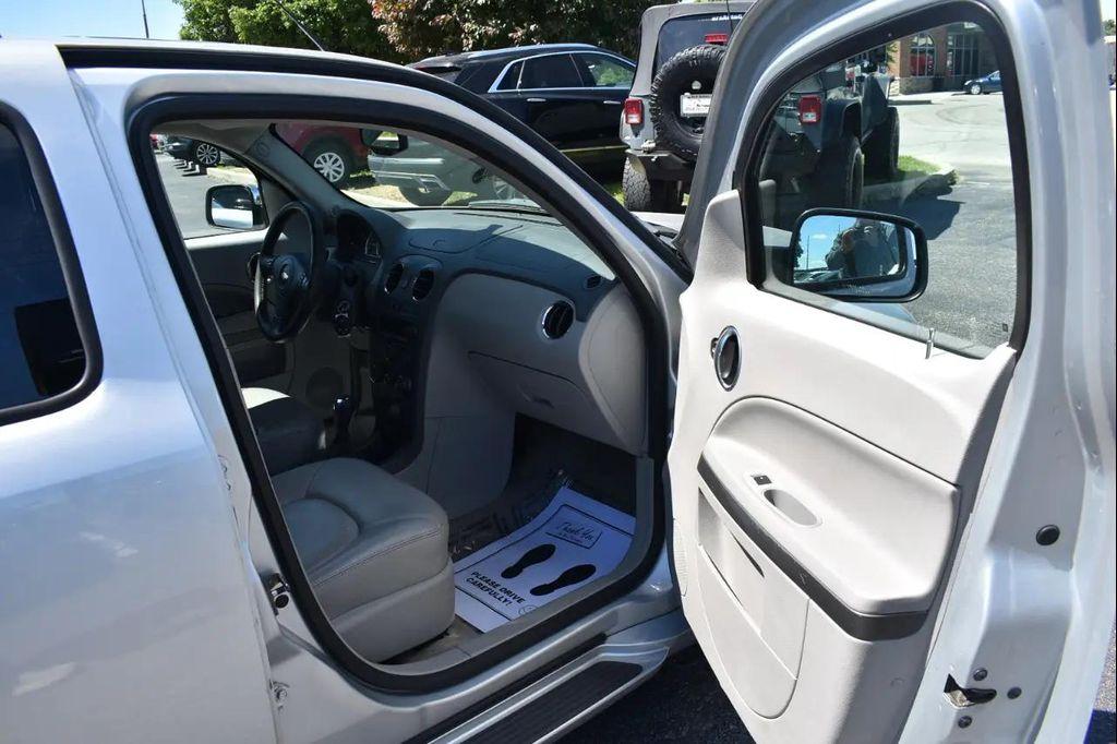 used 2009 Chevrolet HHR car, priced at $3,997