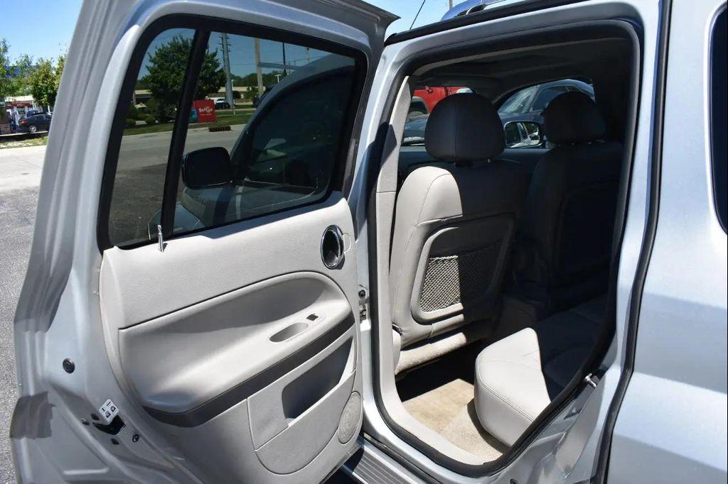 used 2009 Chevrolet HHR car, priced at $3,997