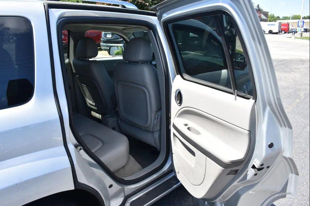 used 2009 Chevrolet HHR car, priced at $3,997