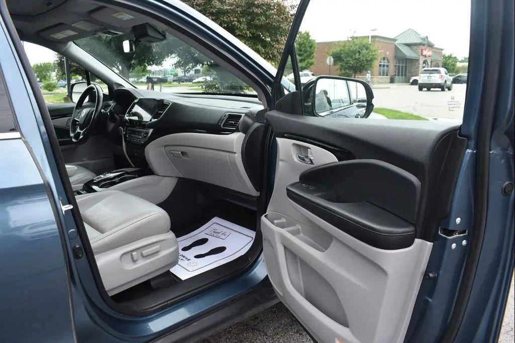 used 2021 Honda Pilot car, priced at $28,997