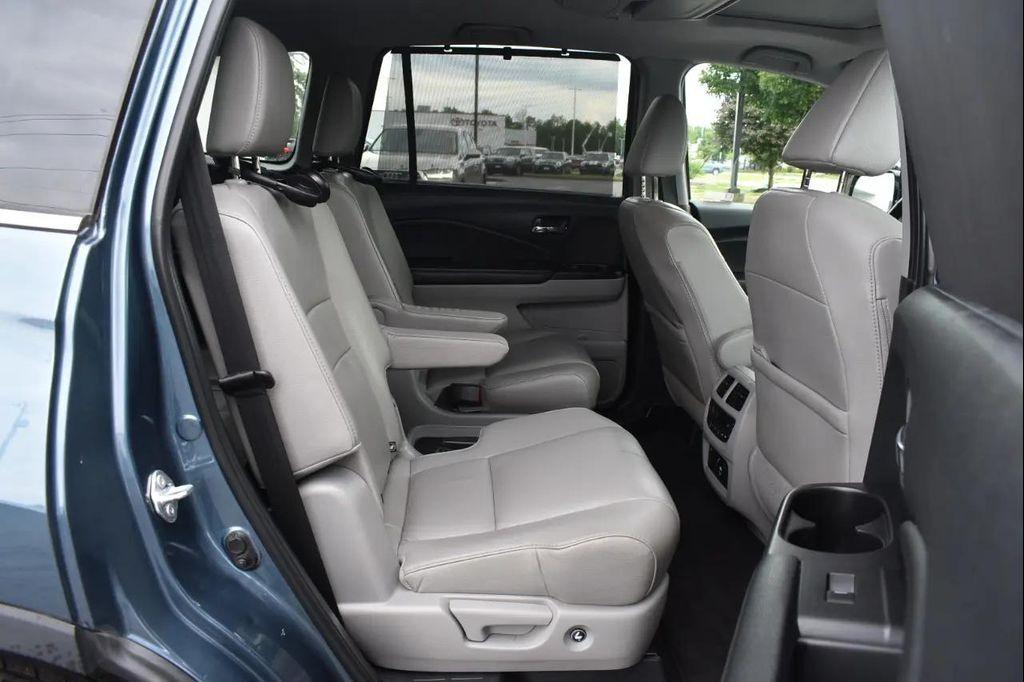 used 2021 Honda Pilot car, priced at $28,997