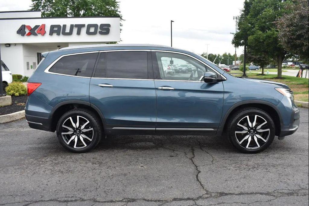 used 2021 Honda Pilot car, priced at $28,997