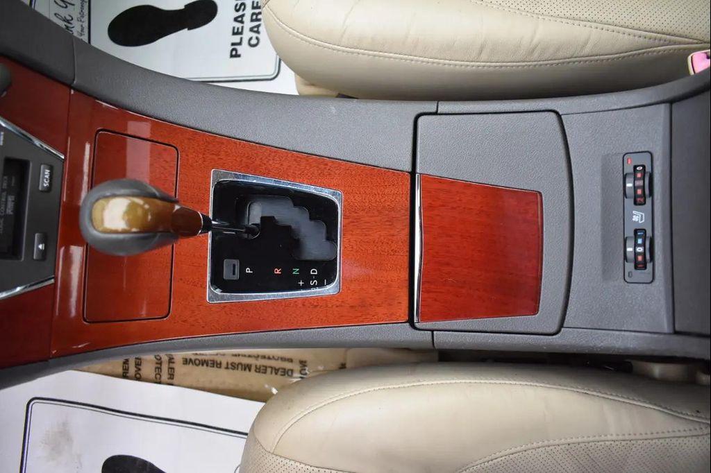 Lexus ES view 35