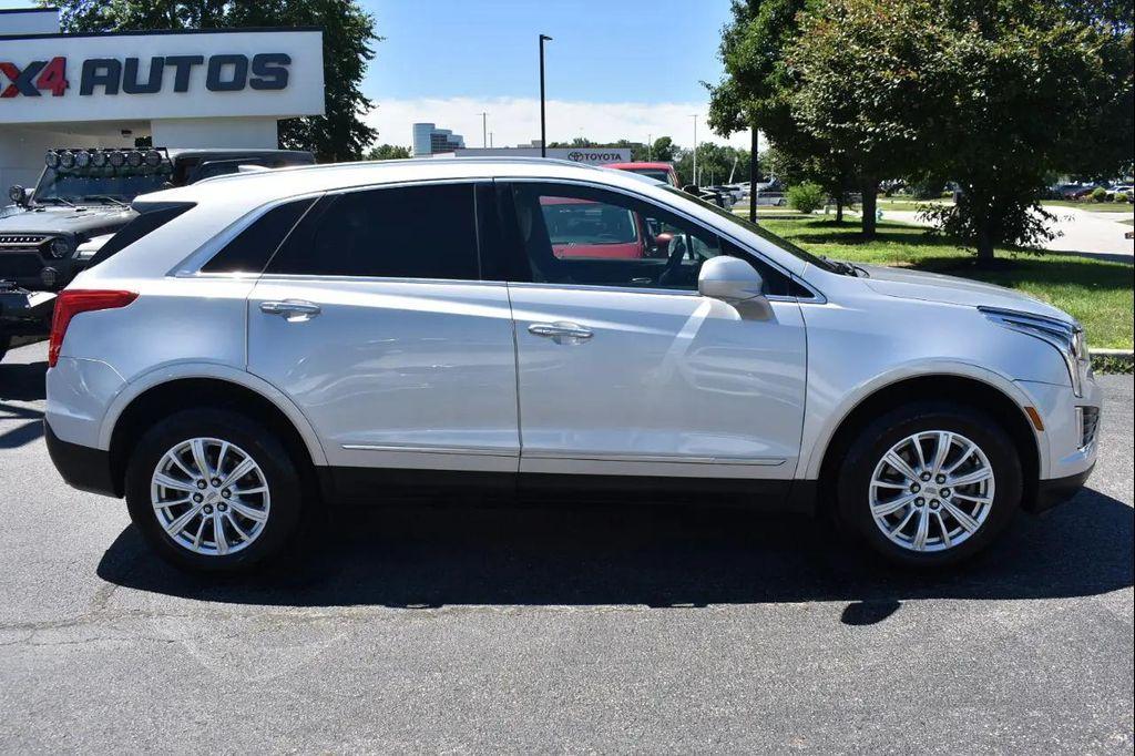 used 2017 Cadillac XT5 car, priced at $19,797