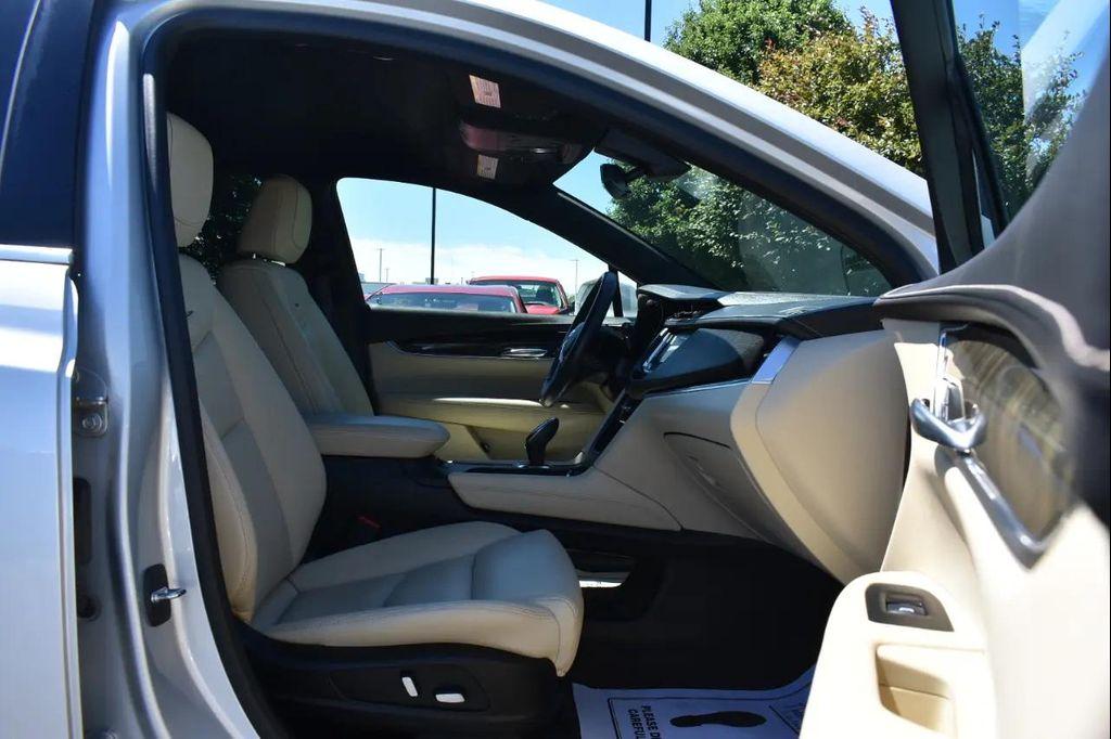 used 2017 Cadillac XT5 car, priced at $19,797
