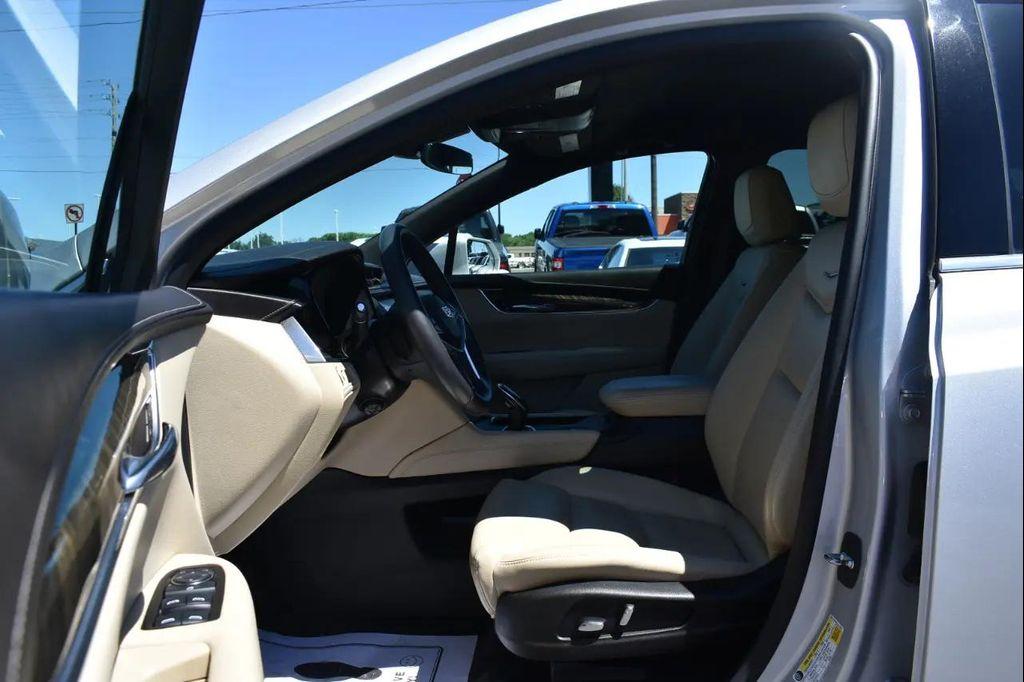 used 2017 Cadillac XT5 car, priced at $19,797