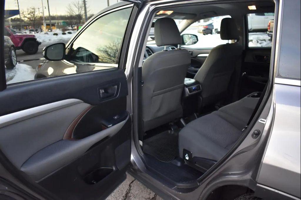 used 2018 Toyota Highlander car, priced at $20,497