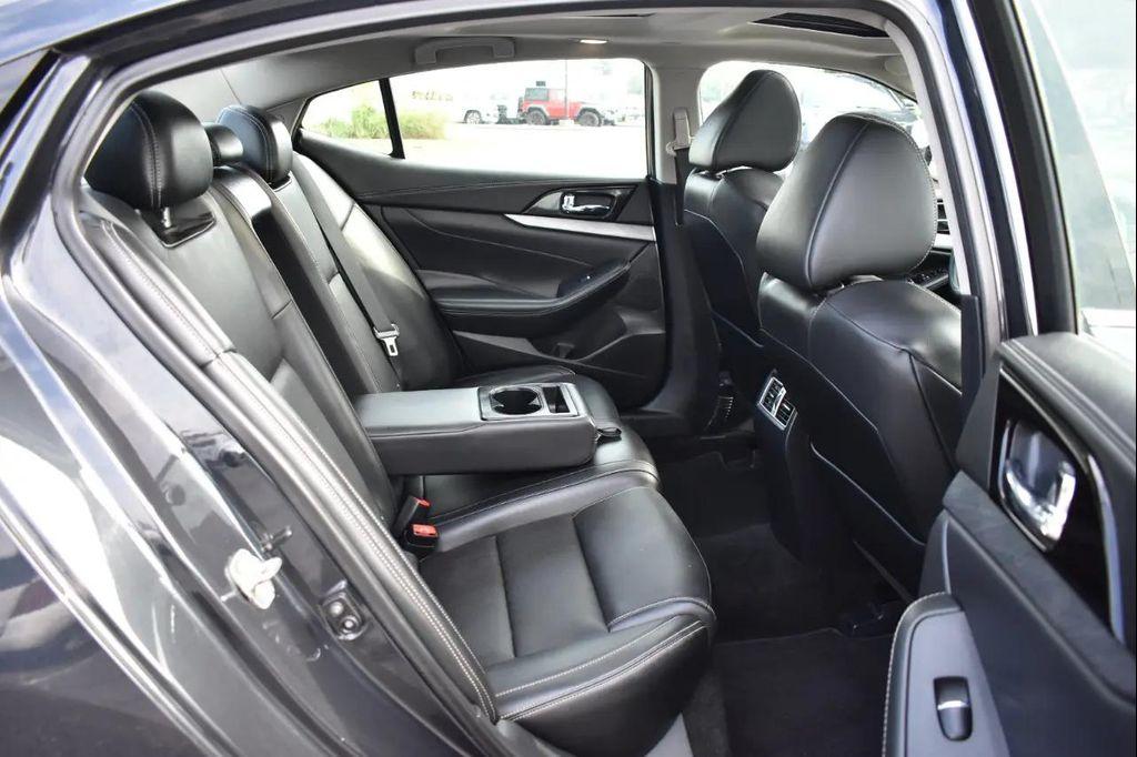 used 2016 Nissan Maxima car, priced at $15,246