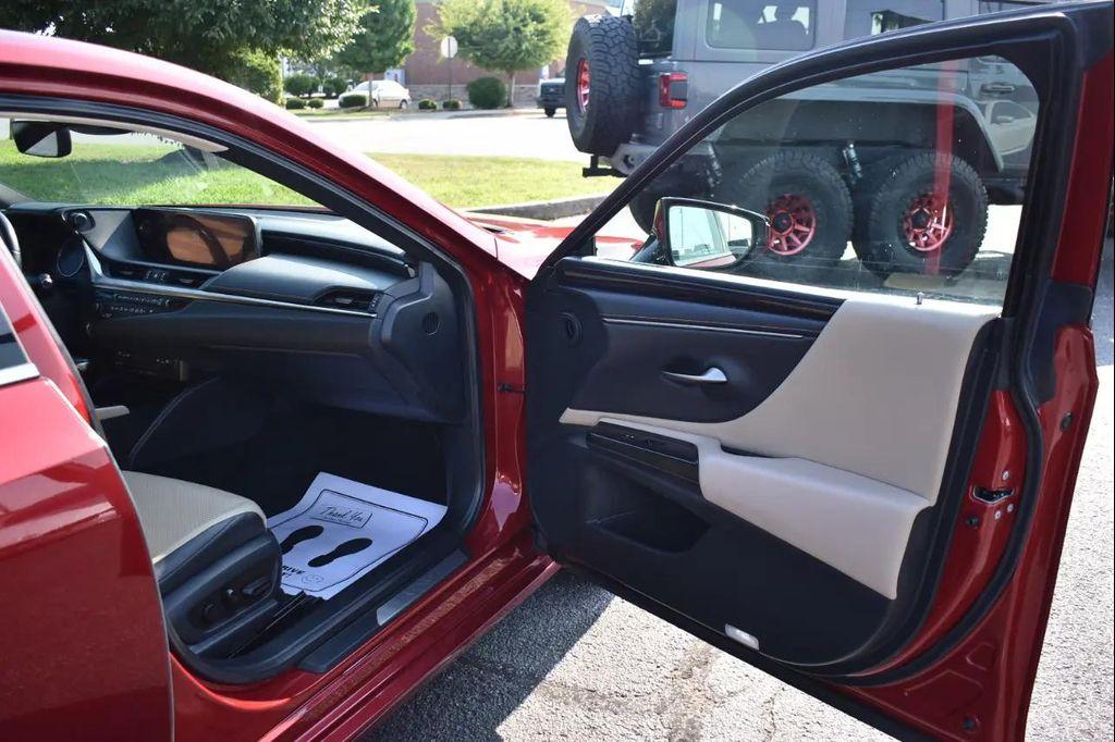 used 2019 Lexus ES 350 car, priced at $26,497