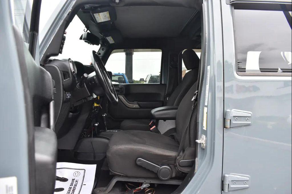 used 2015 Jeep Wrangler Unlimited car, priced at $17,997