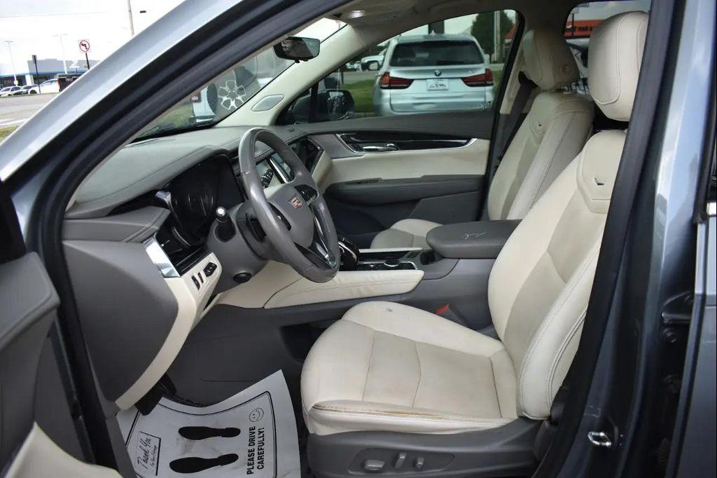 used 2020 Cadillac XT6 car, priced at $23,246