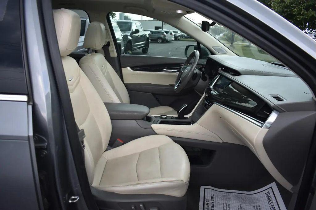 used 2020 Cadillac XT6 car, priced at $23,246