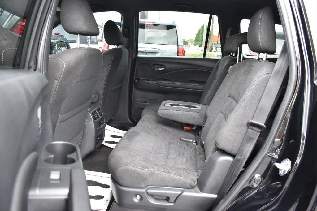 used 2022 Honda Pilot car, priced at $25,246