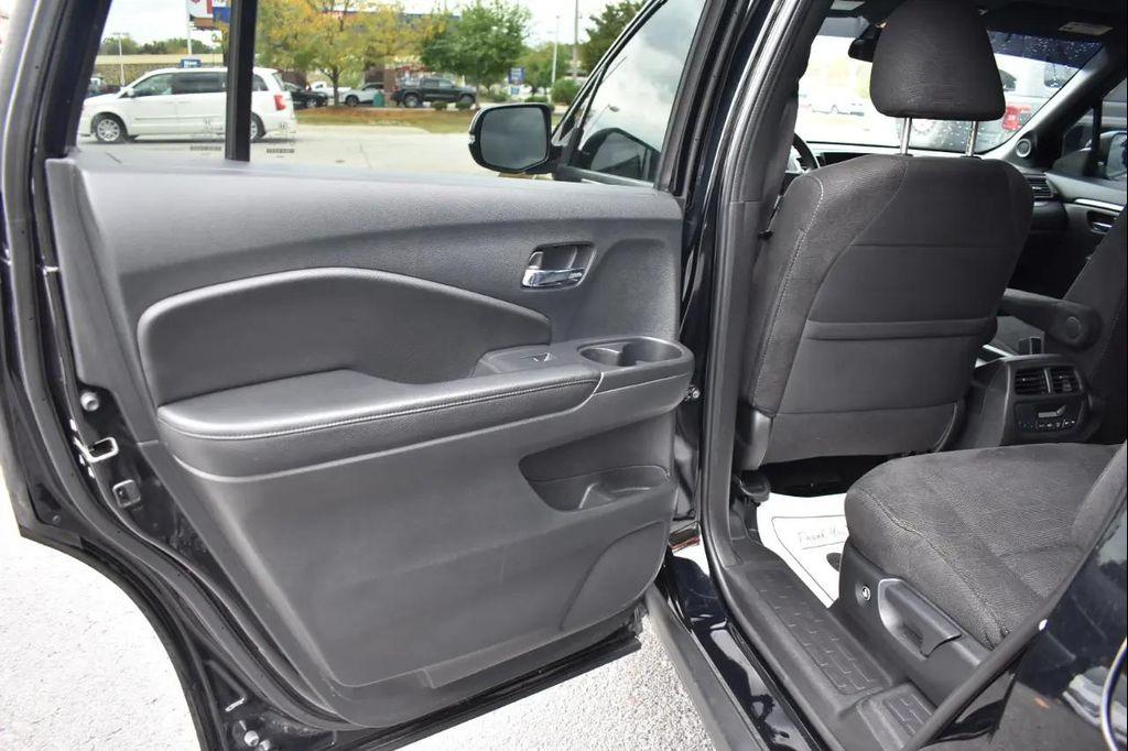 used 2022 Honda Pilot car, priced at $25,246